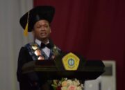 Ribuan Mahasiswa Diwisuda, Ini Harapan Rektor Utm