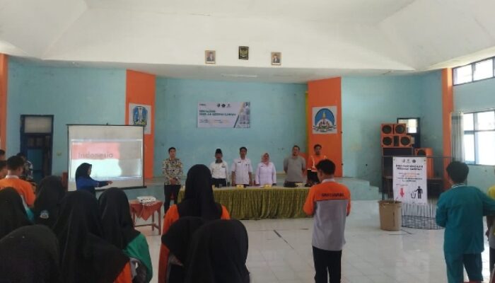 Baznas Sosialisasikan Sekolah Sedekah Sampah Di Smkn 1 Sampang