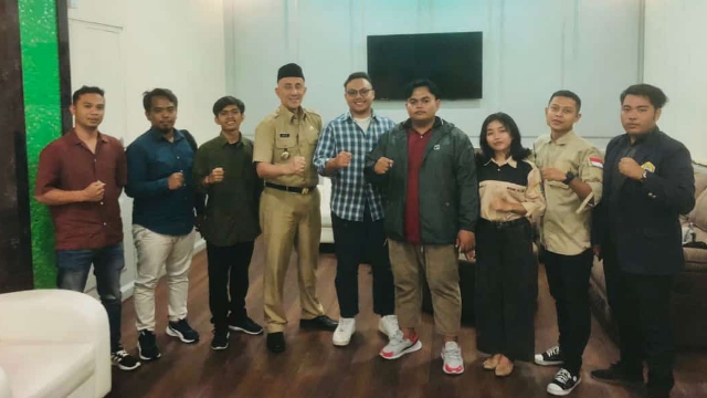 Mahasiswa Utm Saat Melakukan Audensi Dengan Pj Bupati Bangkalan Di Kantor Pemkab Bangkalan.