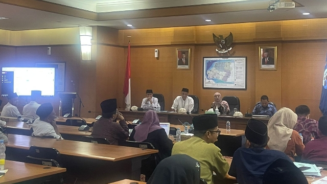 Suasana Saat Berlangsung Supervisi Monitoring Kpk Di Ruang Aula Pemkab Bangkalan.