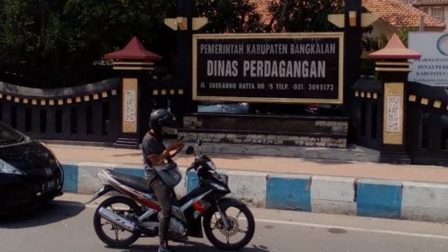 Kantor Dinas Perdagangan Kabupaten Bangkalan.