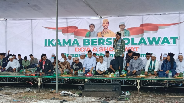 Cawapres Mahfud Md Terlihat Menyampaikan Sambutan Dalam Acara Doa Bersama Oleh Ikama.