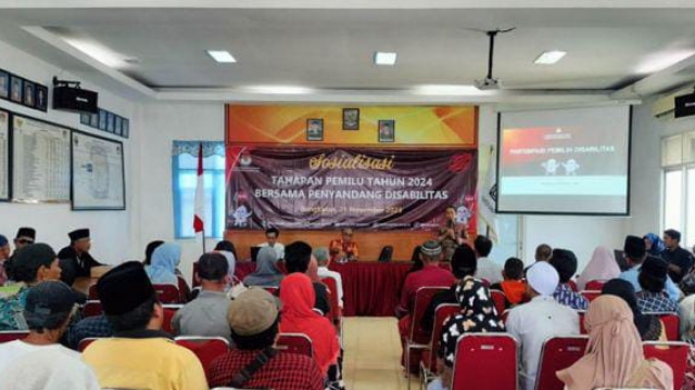 Suasana Sosialisasi Tahapan Pemilu Bersama Penyandang Disabilitas Di Aula Kantor Kpu Bangkalan.