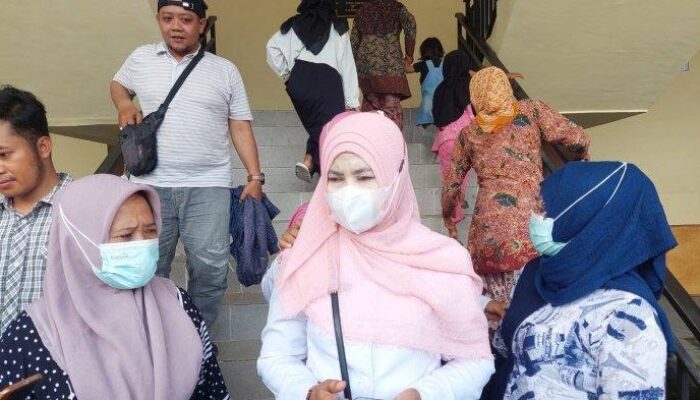 Dilaporkan Ke Polisi, Oknum Kepala Sekolah Sd Di Sampang Diduga Lakukan Pelecahan