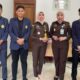 Mahasiswa Prodi Ilmu Hukum, Fakultas Hukum Universitas Trunojoyo Madura Saat Foto Bersama Dengan Pegawai Kejaksaan Negeri Lamongan.