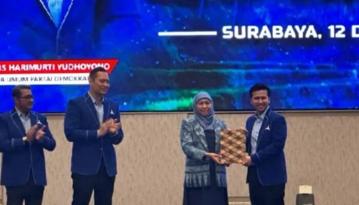 Khofifah – Emil Dapat Dukungan Maju Sebagai Calon Gubernur Dan Wakil Gubernur Jatim 2024 Dari Partai Demokrat