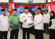 Bupati Sampang Lantik Pengurus Pimpinan Cabang Persatuan Guru Madrasah