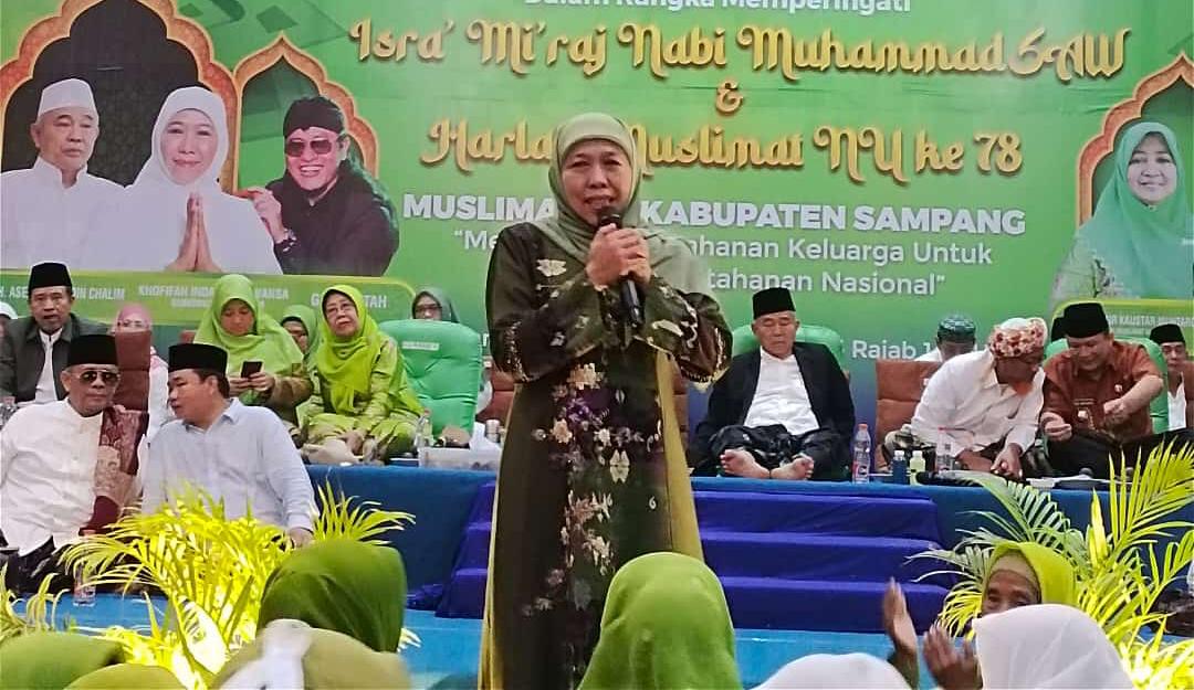 Khofifah Indar Parawansa Saat Memberikan Sambutan Dalam Peringatan Harlah Muslimat Nu.