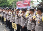 560 Pasukan BKO Polda Jatim Lakukan Pengamanan TPS Pemilu di Kabupaten Sampang