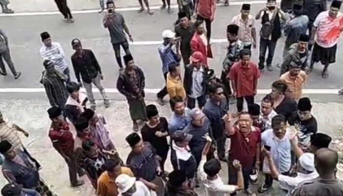 Diduga Terjadi Perubahan Suara, Rekapitulasi Di Kecamatan Robatal Sampang Nyaris Ricuh