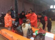 Hujan Deras, Puluhan Rumah Di Bangkalan Terendam Banjir