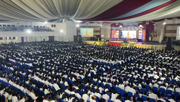 Ribuan Mahasiswa Baru Universitas Trunojoyo Madura Ikuti Pkkmaba 2024