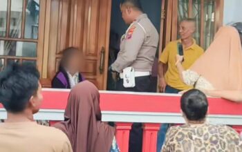Terduga Maling Perempuan Ditangkap Warga dan Polisi di Jalan Pahlawan Sampang