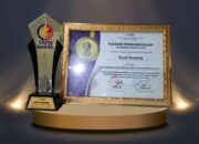 H. Slamet Junaidi raih SMSI Award 2025