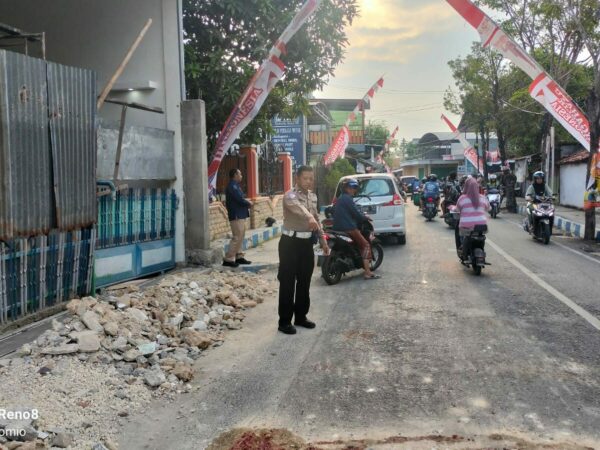 Kecelakaan Maut di Jalan Imam Ghozali Sampang: Satu Pelajar Tewas, Tiga Luka-Luka